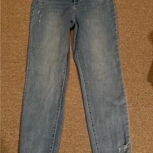 Judy Blue Light Wash Straight Leg Jeans